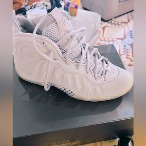 🔥Nike Air Foamposites🔥 Wolf Grey/Suede/Sz7